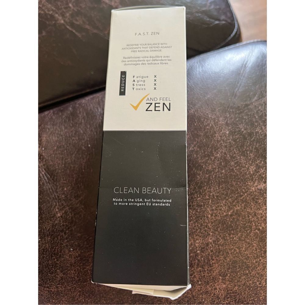 MAZI Balancing Multi Effect Facial Cleanser - Picture 5 of 6